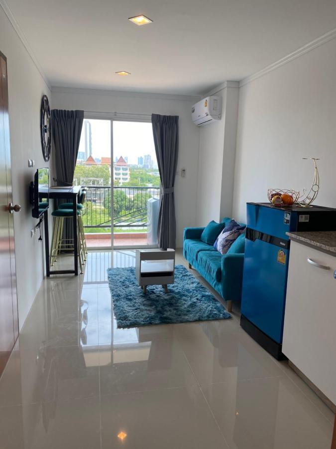 Trio Gems Condo, Pattaya Thailand Jomtien Beach Extérieur photo