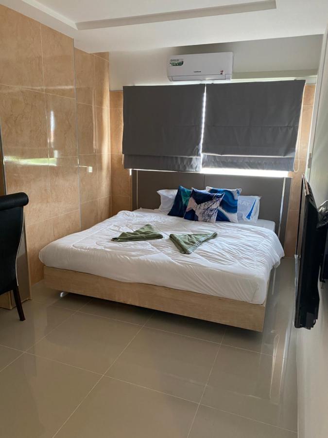 Trio Gems Condo, Pattaya Thailand Jomtien Beach Extérieur photo