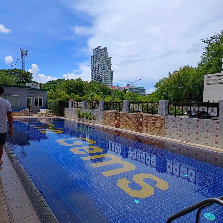 Trio Gems Condo, Pattaya Thailand Jomtien Beach Extérieur photo